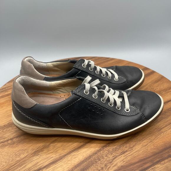 ECCO Chase Womens Size 9 / 40 Tie Black Leather Comfort Casual Walking Sneakers - Picture 1 of 8
